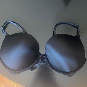 NWOT VS Bombshell bra